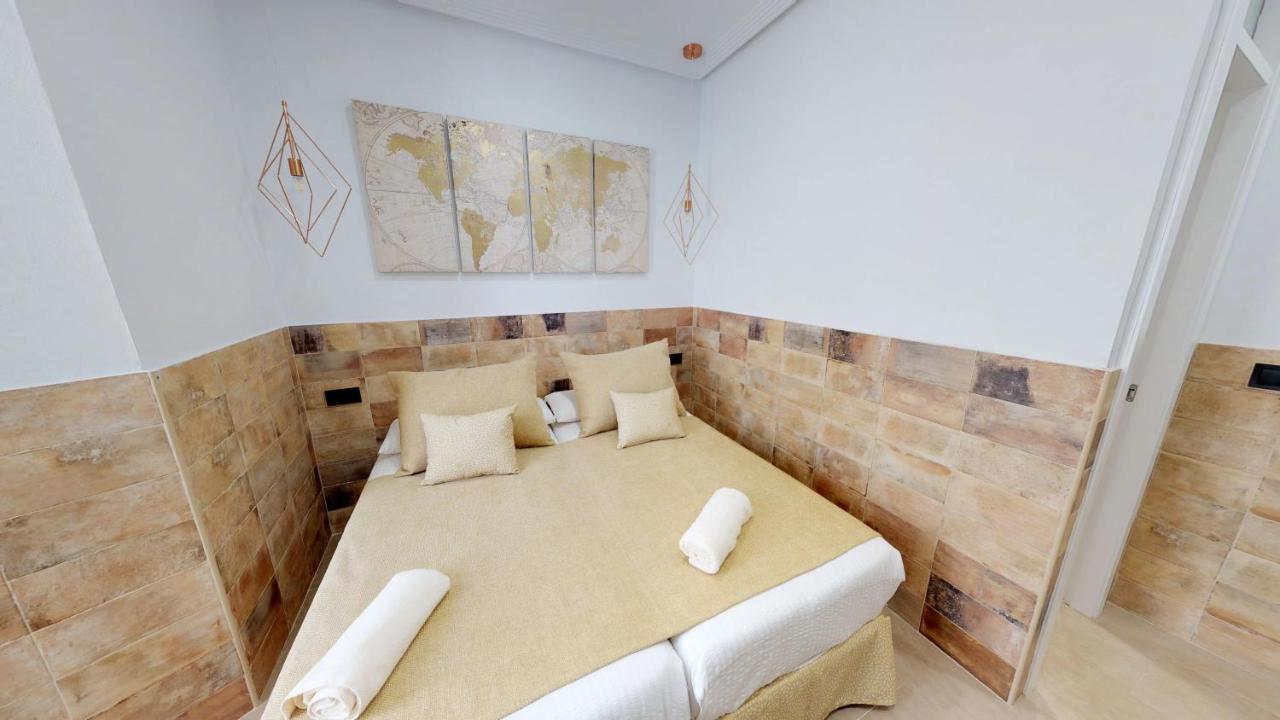 Hostal Boutique La Espanola Rota Bagian luar foto