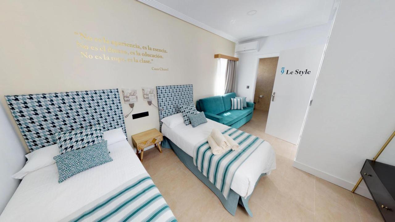 Hostal Boutique La Espanola Rota Bagian luar foto