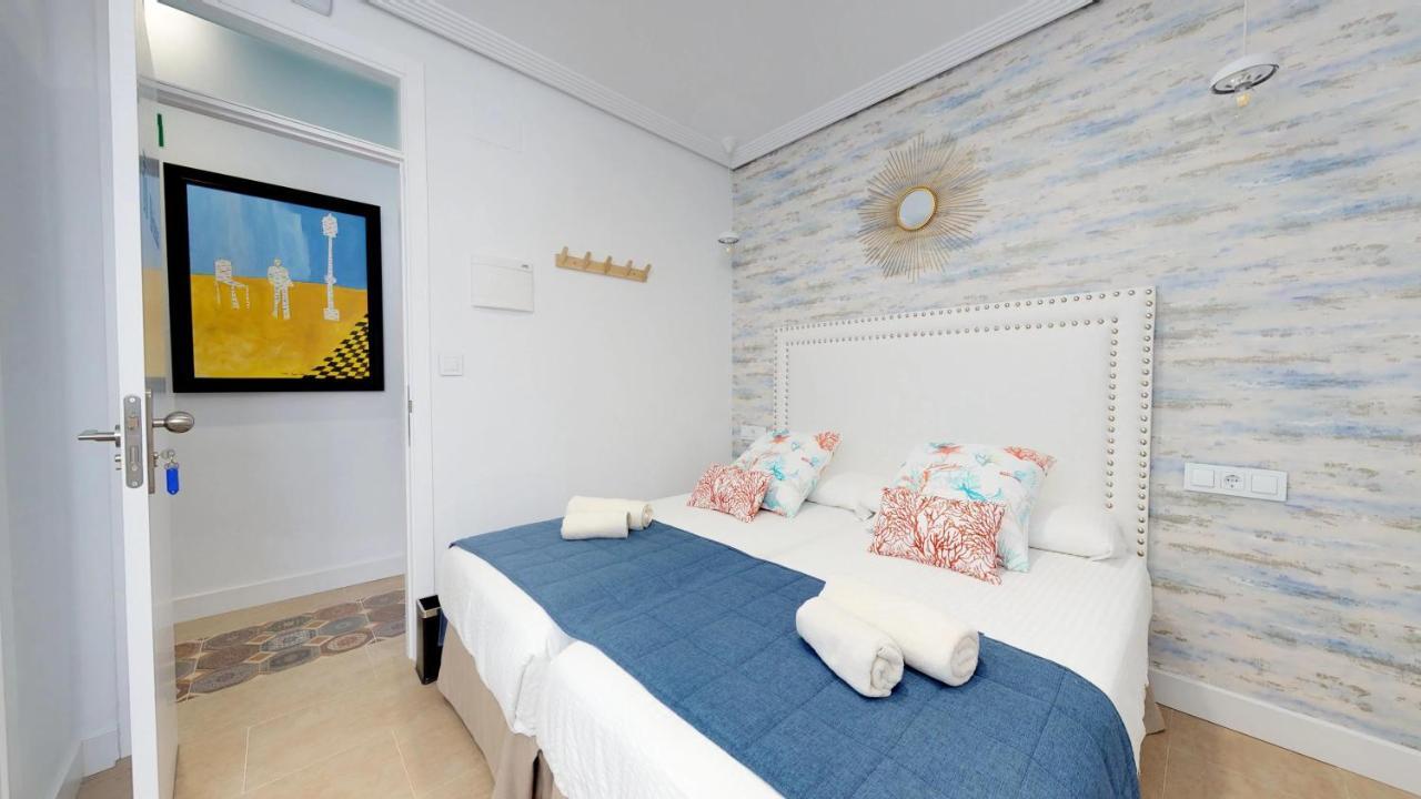 Hostal Boutique La Espanola Rota Bagian luar foto