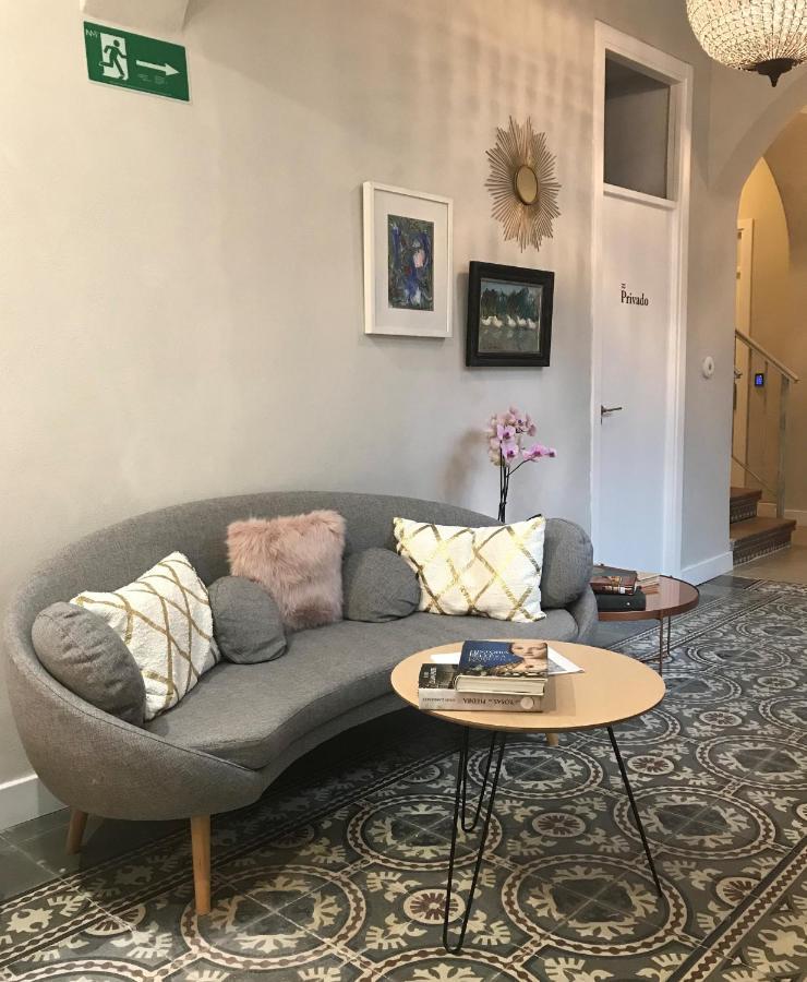 Hostal Boutique La Espanola Rota Bagian luar foto